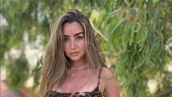 بالتايجر.. هنا الزاهد تخطف الأنظار في إسبانياتعتاد الفنانة هنا الزاهد على مشاركة متابعيها أحدث إطلالاتها التي تتسم بالأنوثة والأناقة في آن واحد، مما