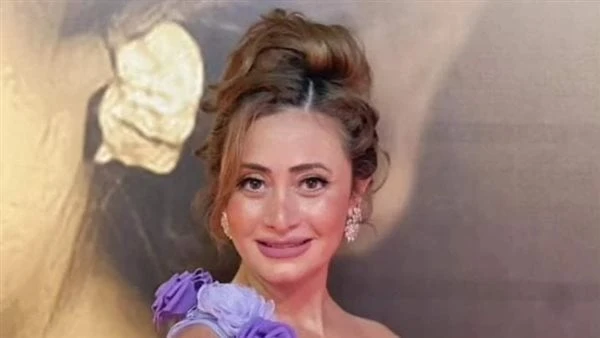 منة تيسير ل افاق عربية: القومي للمسرح من أهم المهرجانات المصرية كشفت الفنانة منة تيسير في تصريحات خاصة ل افاق عربية عن حرصها على حضور حفل افتتاح