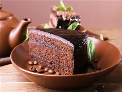 طريقة عمل كيكة القهوة.. وصفة لذيذة بنكهة القهوةكيكة القهوة هي واحدة من أشهى وألذ الحلويات التي يمكن تحضيرها في المنزل. تجمع بين نكهة القهوة الغنية