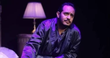 فن: محمد الدمراوى يكشف تفاصيل دوره فى بعيد عنك قبل عرضه بالمهرجان القومى للمسرح اقرأ في أفاق عربية محمد الدمراوى يكشف تفاصيل دوره فى بعيد عنك قبل