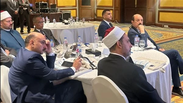 مشيرة خطاب: الدستور المصري يدعم حقوق الإنسان في الجمهورية الجديدة قالت السفيرة مشيرة خطاب، رئيس المجلس القومي لحقوق الإنسان، إن الدول التي تقدمت هي التي أعطت للمواطنين حقوقهم، والي