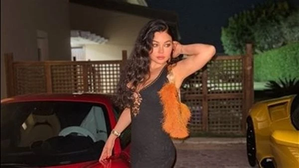 مبلغ صادم.. سعر حقيبة هيفاء وهبي يثير الجدلنشرت الفنانة هيفاء وهبي، صورا جديدة لها، عبر حسابها الشخصي بموقع تبادل الصور والفيديوهات إنستجرام من أحدث