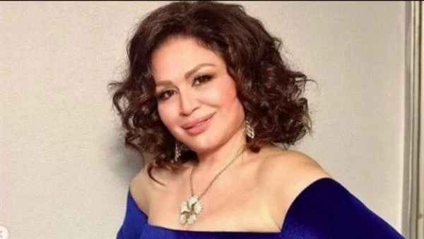 رأيي متغيرش.. إلهام شاهين تكشف لافاق عربية عن الفيديو الترندعلقت الفنانة إلهام شاهين علىمقطع فيديو متداول لها من عشرين عاما بشأن استغرابها موقف مخرج