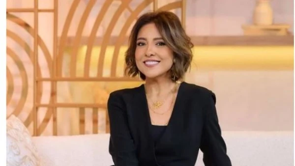 الفنانة مي كساب تخضع لعملية جراحية أعلنت الفنانة مي كساب خضوعها لعملية جراحية صباح اليوم، وطلبت من جمهورها ومتابعيها الدعاء لها بالشفاء العاجل لتجاوز