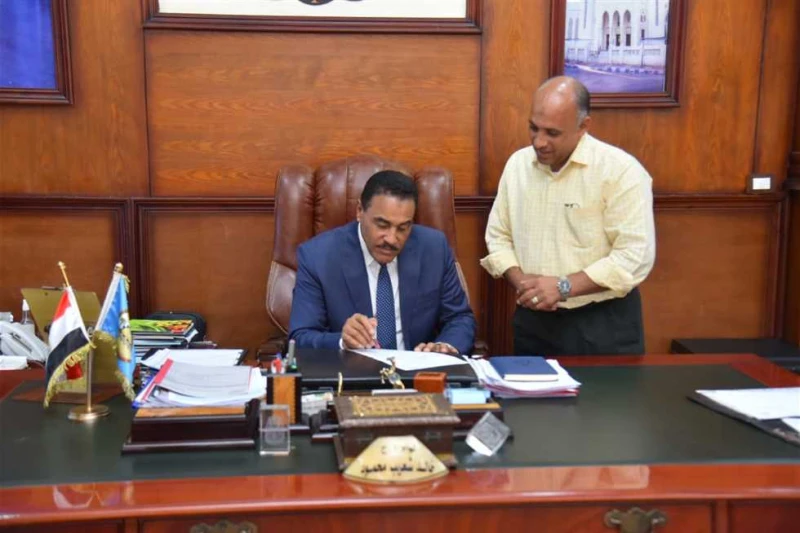 تنسيق المرحلة الثالثة.. اعتماد نتيجة القبول بمرحلة التعليم الثانوي العام والفني 2024- 2025 اعتمد اللواء خالد شعيب محافظ مطروح، ، تنسيق المرحلة