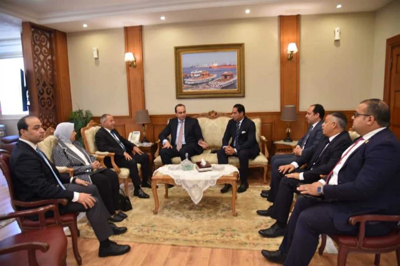 رئيس الرعاية الصحية: إضافة مبنى إضافي للعيادات الخارجية بمجمع الشفاء الطبي ببورسعيد التقى الدكتور أحمد السبكي، رئيس الهيئة العامة للرعاية الصحية