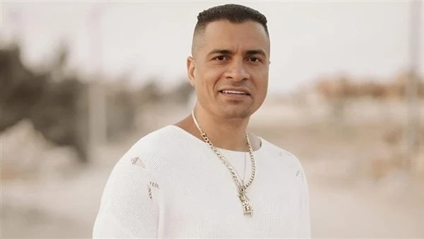 حسسوني إني مسجل خطر.. تفاصيل أزمة حسن شاكوش في تونسأثيرت حالة من الجدل في الساعات الماضية، حول أزمة مغني المهرجانات حسن شاكوش، في تونس، بسبب تصريحات مسيئة منه، ترتب عليها إجراء من