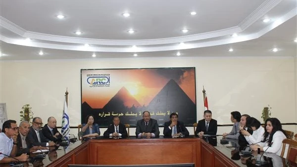 تعاون مصري صيني في مجالات البحوث التطبيقية والأعلاف غير التقليدية.. تفاصيل استقبل الدكتور عادل عبد العظيم رئيس مركز البحوث الزراعية وفدا صينيا خلال