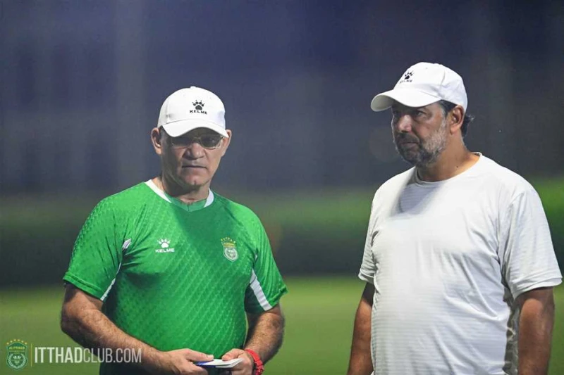 مابولولو يقود هجوم الأخضر.. تعرف على تشكيل الاتحاد السكندري المتوقع ضد مودرن سبورت غدا يخوض الفريق الكروى الاول، فى نادى الاتحاد السكندري، بقيادة