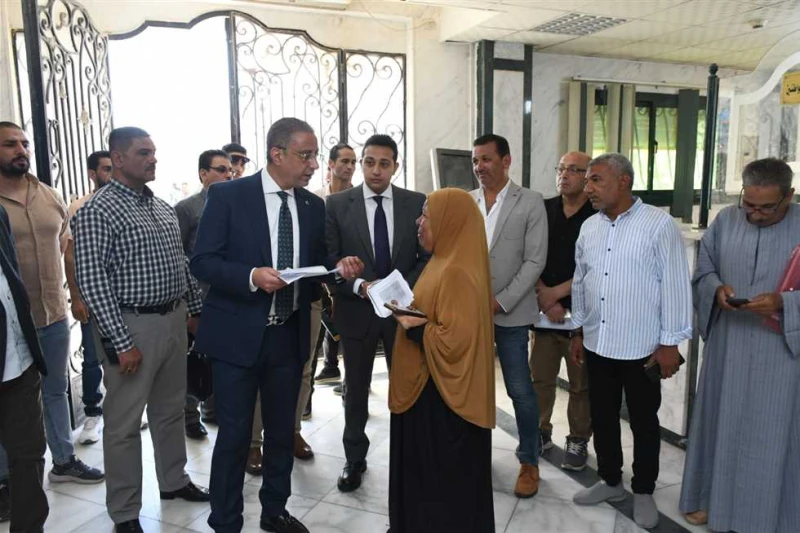 محافظ الفيوم يتفقد المركز التكنولوجي بطامية قام الدكتور أحمد الأنصاري محافظ الفيوم اليوم الأحد، يرافقه نائبه الدكتور محمد التوني بتفقد سير العمل