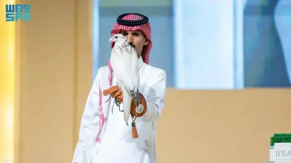 السعودية.. بيع صقر ب 400 ألف ريال في مزاد الرياض لايف ستايل لايف ستايل، السعودية بيع صقر ب 400 ألف ريال في مزاد الرياض،شهدت الليلة التاسعة لمنصة