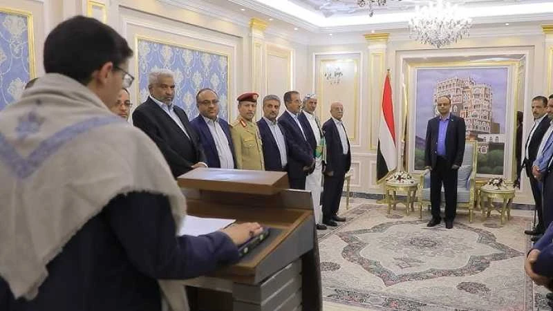 ماذا تعرف عن وزراء حكومة الحوثي الجديدة والمفاجأة من هو أقوى شخصية بينهم؟.. ليس وزير الداخلية ولا الدفاع! _أخبار المشهد اليمني أخبار المشهد اليمني،