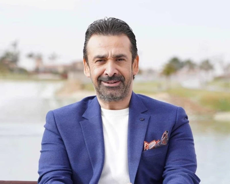 فن: بحب الخطيب وشيكابالا.. كريم عبد العزيز يكشف عن انتمائه الكروي (فيديو) اقرأ في أفاق عربية بحب الخطيب وشيكابالا كريم عبد العزيز يكشف عن انتمائه