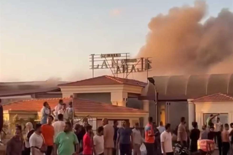 5 قرارات عاجلة للنيابة في واقعة حريق مطعم بكورنيش جليم في الإسكندرية تجرى نيابة الرمل أول الجزئية، بإشراف المستشار مصطفى سمرة المحامى العام الأول لنيابات شرق الإسكندرية الكلية، تحق