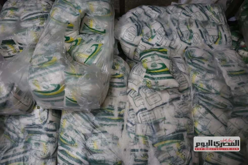 لضبط الأسواق.. تحرير 220 محضرا بمخالفات المخابز والمحطات والمستودعات ببني سويف أكد الدكتور محمد هاني غنيم محافظ بني سويف اليوم السبت، على استمرار