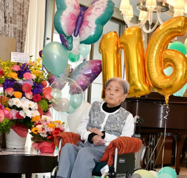 يابانية عمرها 116 عاما.. تصبح أكبر معمرة في العالم لايف ستايل لايف ستايل، يابانية عمرها 116 عاما تصبح أكبر معمرة في العالم،أصبحت اليابانية توميكو