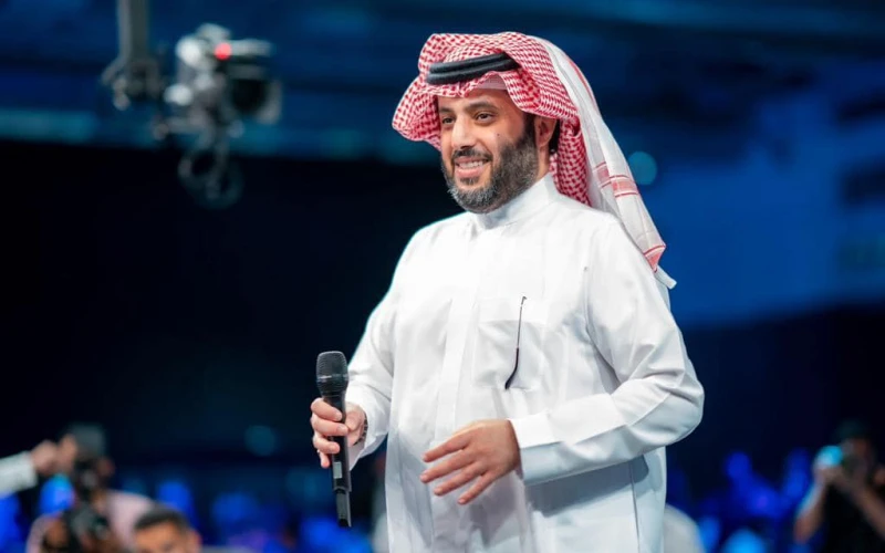 المستشار تركي آل الشيخ يعلن موعد مؤتمر موسم الرياض بنسخته الجديدة. مفاجآت كبيرة شوق رئيس مجلس إدارة الهيئة العامة للترفيه () ، المستشار تركي آل