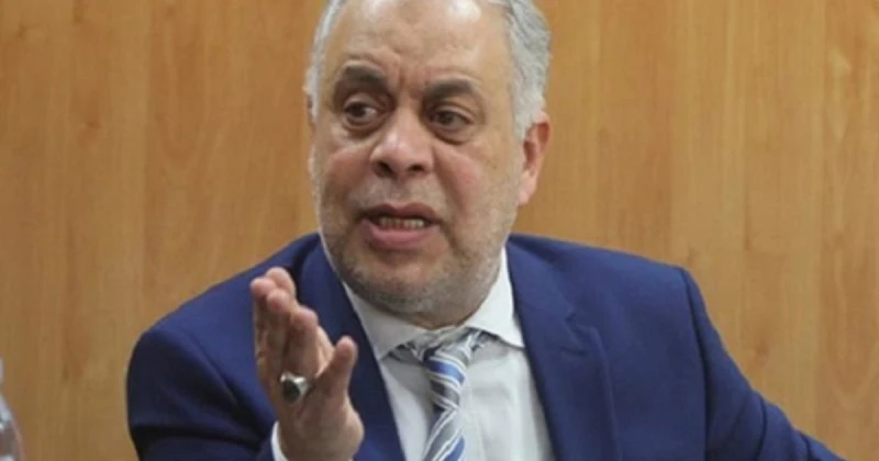 غرامة مالية عالية مقابل مشاركة البلوغر في الأعمال الفنية.. هذا ما كشفه أشرف زكي تعرف على التالي غرامة مالية عالية مقابل مشاركة البلوغر في الأعمال