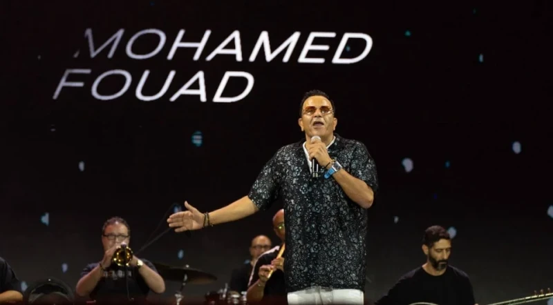 جيل زد يستمتع بأغاني التسعيينات في مهرجان العلمينبإطلالات مفعمة بالحيوية والحماسة، استعاد نجوم التسعينات مع جمهور مهرجان العالم علمين وهج الذكريات