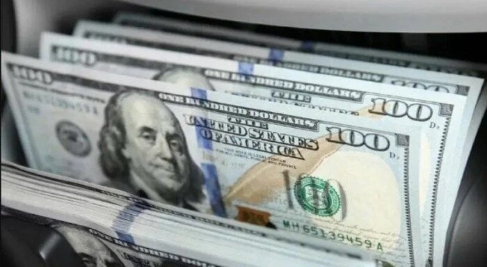 سعر الدولار اليوم الجمعة 9 أغسطس 2024سعر الدولار اليوم.. شهد سعر الدولار أمام الجنيه المصري حالة من الاستقرار اليوم الجمعة 9 أغسطس 2024، وسجل سعر