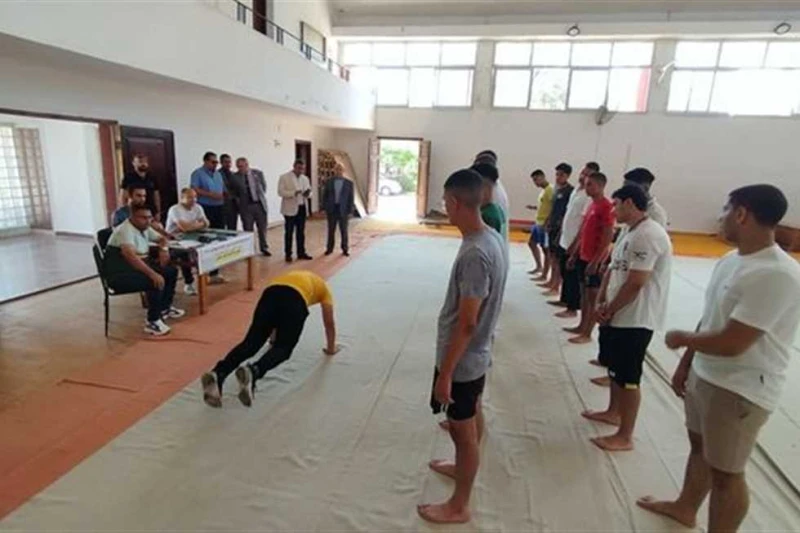 وفد الأعلى للجامعات يتفقد اختبارات القدرات بفنون جميلة وتربية رياضية بنين ب جامعة الإسكندرية (صور) تفقد وفد لجنة المجلس الأعلى للجامعات، كليتى الفنون