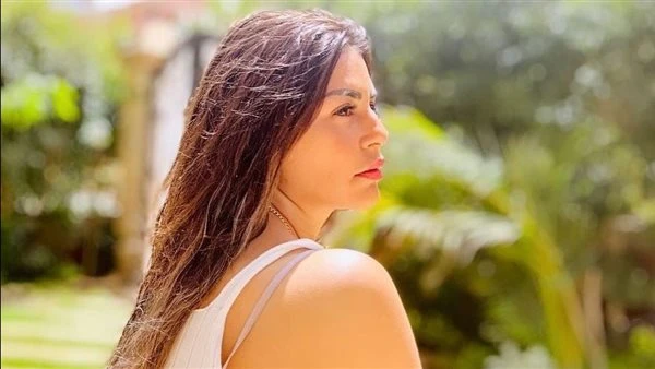 بدون مكياج.. أحدث ظهور لمنة فضاليشاركت الفنانة منة فضالي صورا لها من الجونة باطلالة طبيعية مع متابعيها على صفحتها الشخصية بموقع التواصل الإجتماعي