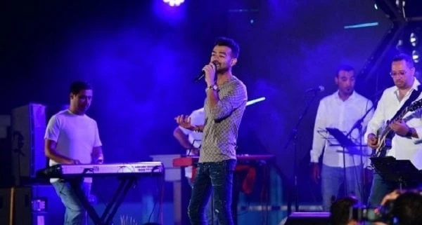 اتبسطت بوجودي معاكم.. هيثم شاكر يوجه رسالة لجمهوره في ليبيا (صور)أعرب الفنان هيثم شاكر، عن سعادته من حفله الأخير، الذي أحياه مساء أمس الجمعة، في