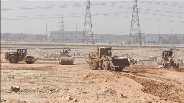 وزير الإسكان: بدء تنفيذ مشروعات الطرق والمرافق الداخلية بمنطقة الرابية المضافة لمدينة الشروقأعلن المهندس شريف الشربيني، وزير الإسكان والمرافق