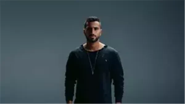 محمد الشرنوبي يروج لأحدث أغانيهروج الفنان محمد الشرنوبي لأحدث أغانيه بتوقيع الشاعرة منة القيعي، حيث نشر مقطع فيديو عبر حسابه الرسمي على موقع