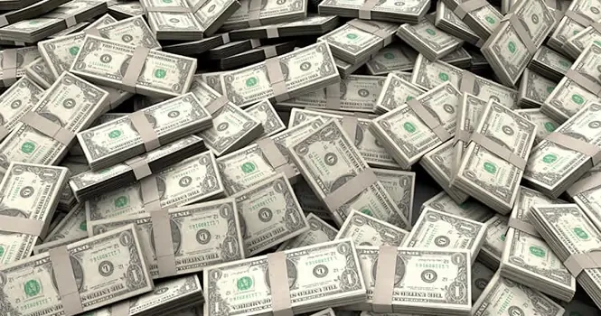 الدولار بتراجع لأدنى مستوياته منذ بداية العام عقب تصريحات رئيس الفيدرالي الأمريكيانخفض مؤشر الدولار في السوق العالمي بنسبة 0.59، ليصل إلى مستوى