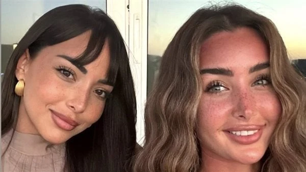 هنا الزاهد تخطف الأضواء برفقة شقيقتها نشرت هنا الزاهد صورا جديدة برفقة شقيقتها عبر حسابها الشخصي على موقع التواصل الاجتماعي للصور والفيديوهات