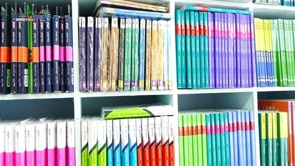 قائمة أسعار الكتب الخارجية 2025.. المعاصر والأضواء والامتحانأسعار الكتب الخارجية 2025.. يبحث العديد من الطلاب وأولياء الأمور عن قائمة أسعار الكتب