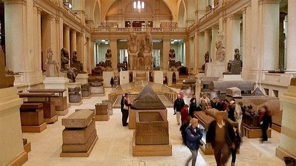 المتحف المصري في تورينو يفتح أبوابه للجمهور .. الخميسأعلن المتحف المصري في مدينة تورينو الإيطالية، فتح أبوابه أمام الجمهور بعد غد، الخميس، بمناسبة