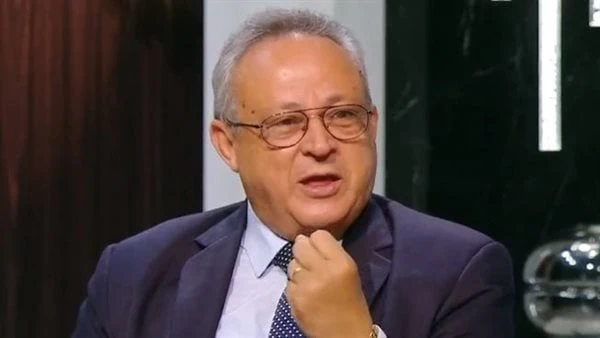 مكتبة الإسكندرية: نضع خبراتنا في ترميم المخطوطات ورقمنة الكتب لدعم الأشقاء بالبحرينقال مدير مكتبة الإسكندرية الدكتور أحمد زايد إن المكتبة تضع إمكانياتها وخبراتها في ترميم المخطوطات