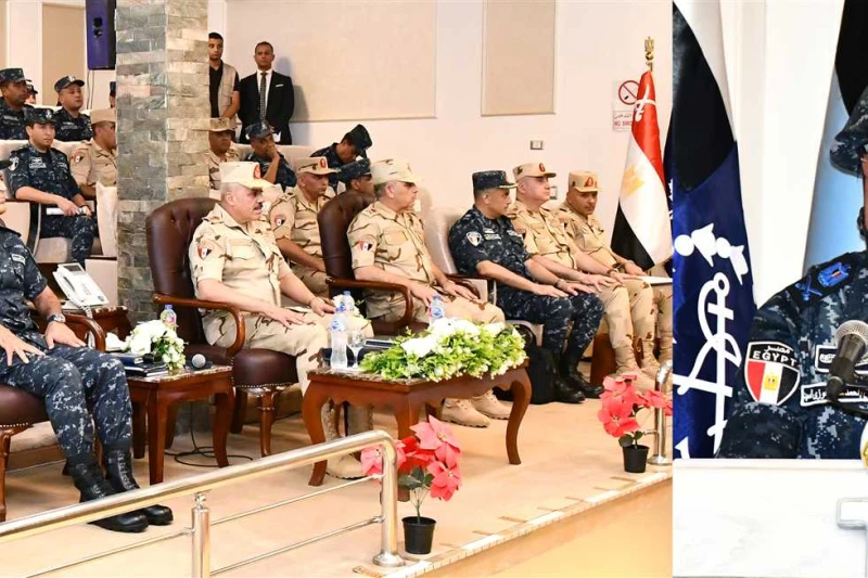 رئيس الأركان يشهد المرحلة الرئيسية لتنفيذ مشروع مراكز القيادة التعبوي للأسطول الجنوبي بالقوات البحريةشهد الفريق أحمد خليفة رئيس أركان حرب القوات