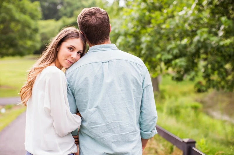 رواية عشق اليونس لابنة الملجأ الفصل الثاني 2 بقلم سارة موافي البارت الثاني من رواية عشق اليونس لابنة الملجأتأليفيالنادل بقلق: لى يا هانم في مشكلة في