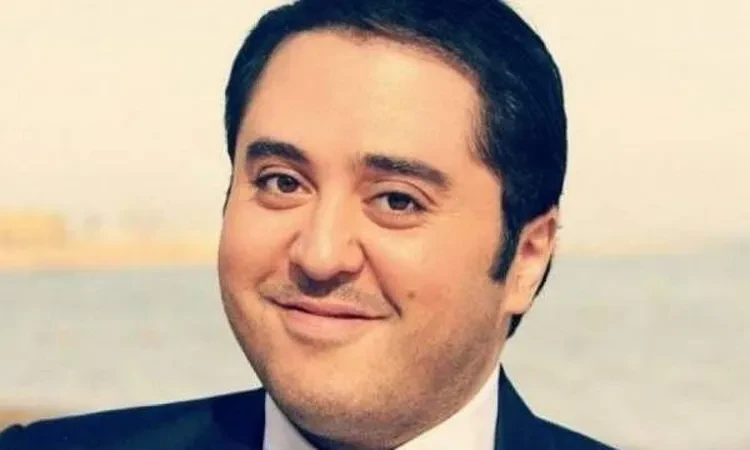 عمرو عبدالعزيز غاضبا: المعلمة حندوقة دخلت الأوبرا إزاي؟ تعرف على التالي عمرو عبدالعزيز غاضبا: المعلمة حندوقة دخلت الأوبرا إزاي؟، انتقد الفنان عمرو