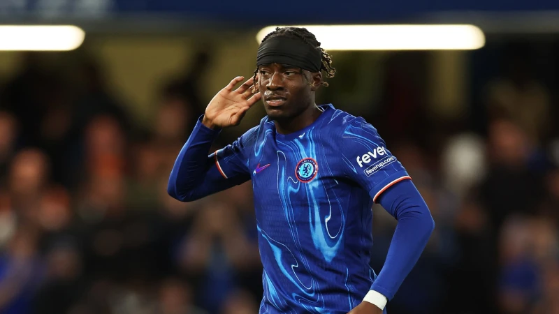 دبي، الإمارات العربية المتحدة () -- انتقد نوني مادويكي، لاعب تشيلسي، مدينة وولفرهامبتون، قبل مباراة بين فريق البلوز ونظيره وولفرهامبتون واندررز، على