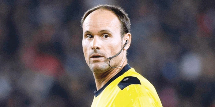 ما هو سبب استبعاد ماتيو لاهوز من التحكيم في نصف نهائي كأس العالم 2024كشفت العديد من المصادر الإعلامية سبب استبعاد ماتيو لاهوز من التحكيم في نصف نهائي