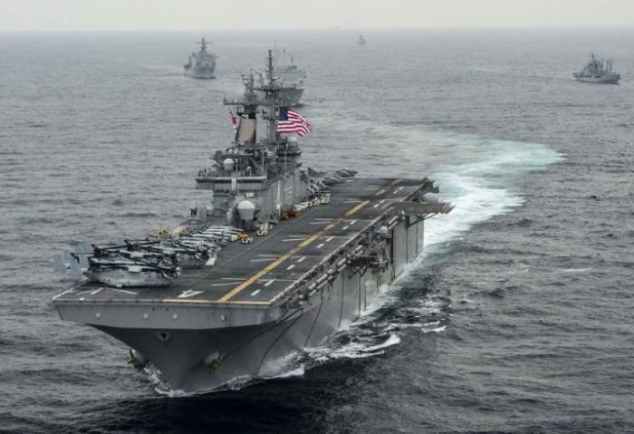 تحركات أمريكية بمنطقة الشرق الأوسط على هامش تهديدات إيران تشهد منطقة الشرق الأوسط، توترات وحالة من الترقب، فى أعقاب اغتيال إسماعيل هنية رئيس المكتب