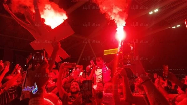 شماريخ ومزمار بلدي.. استقبال حافل لأبطال الأولمبياد أحمد الجندي وسارة سمير شاهدوصل مطار القاهرة الدولي، قبل قليل، بطلا الأولمبياد أحمد الجندي وسارة