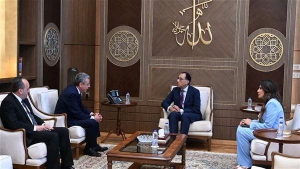 مدبولي : بناء مسارات من التعاون مع المركزي للمحاسبات لتحقيق الحوكمة الرشيدةالتقى اليوم الدكتور مصطفى مدبولي، رئيس مجلس الوزراء، المستشار محمد الفيصل