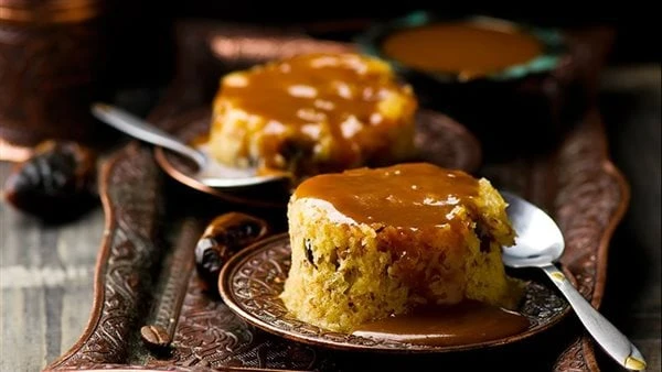 شهية ولذيذة.. طريقة عمل بودنج التمر في المنزلتعتبر طريقة عمل بودنج التمر من حلويات المطبخ الخليجي والعربي الشهيرة للغاية، والتي تدفئ الجسم وتبث فيه الطاقة والقوة خاصة في الشتاء، وه