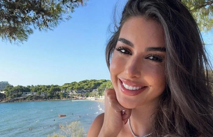 كشف الفنان كريم عبد العزيز منذ أيام، خلال لقائه مع الإعلامي إبراهيم عبد الجواد على هامش عرض مسرحية السندباد ضمن فعاليات النسخة الثانية من مهرجان العلمين الجديدة، عن استعداده لبطولة