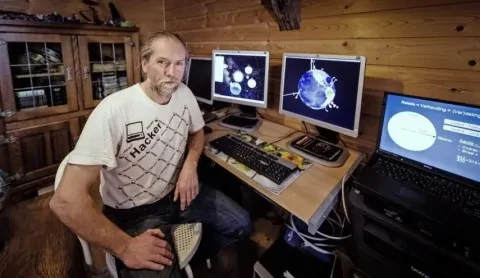 كشف تفاصيل الزلازال الذي ضرب الكويت والعالم الهولندي يصدر تحذير جديدكشف تفاصيل الزلازال الذي ضرب الكويت حيث ضرب زلزال متوسط الكويت يوم الأربعاء 21