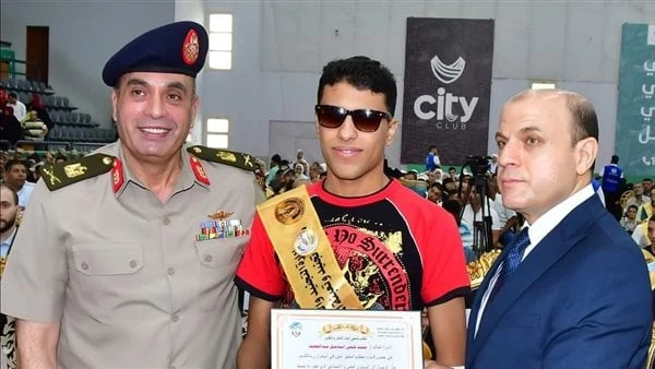 لتسليمهم شهادات الإعفاء.. إدارة التجنيد تنظم احتفالية لعدد من ذوى الهمم بكفرالشيخنظمت إدارة التجنيد والتعبئة بالتعاون مع محافظة كفر الشيخ إحتفالية