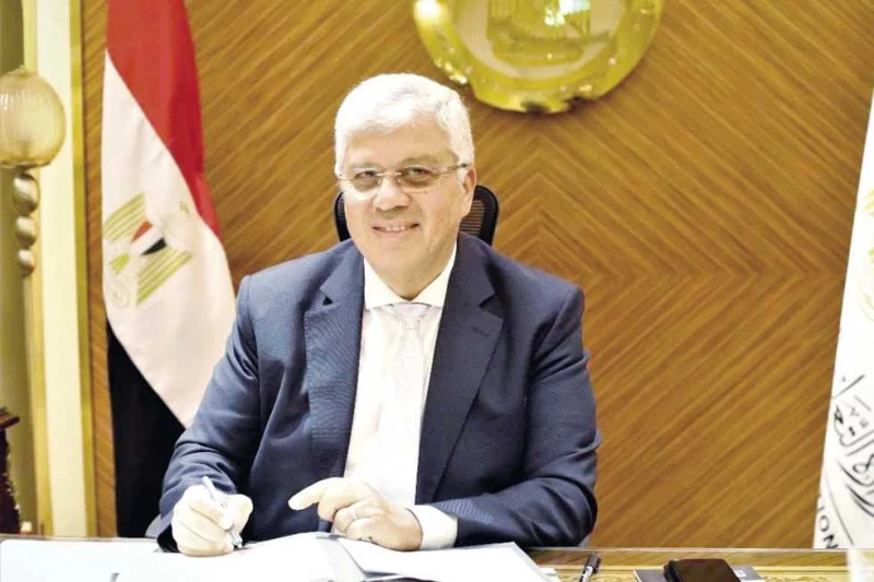 التعليم العالي: مد فترة التقدم لبرنامج رواد وعلماء مصر حتى 7 سبتمبر (رابط التقديم) أعلنت وزارة التعليم العالي والبحث العلمي، مد فترة استيفاء نموذج