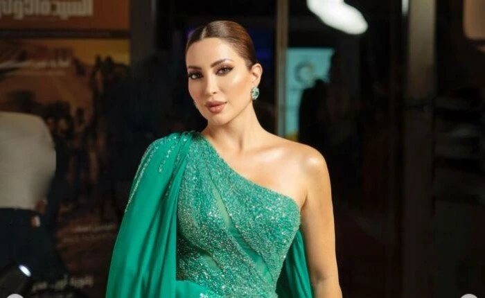 فن: نسرين طافش تخطف الأنظار في أحدث ظهور لها في فرنسا.. والجمهور عروس البحر اقرأ في أفاق عربية نسرين طافش تخطف الأنظار في أحدث ظهور لها في فرنسا