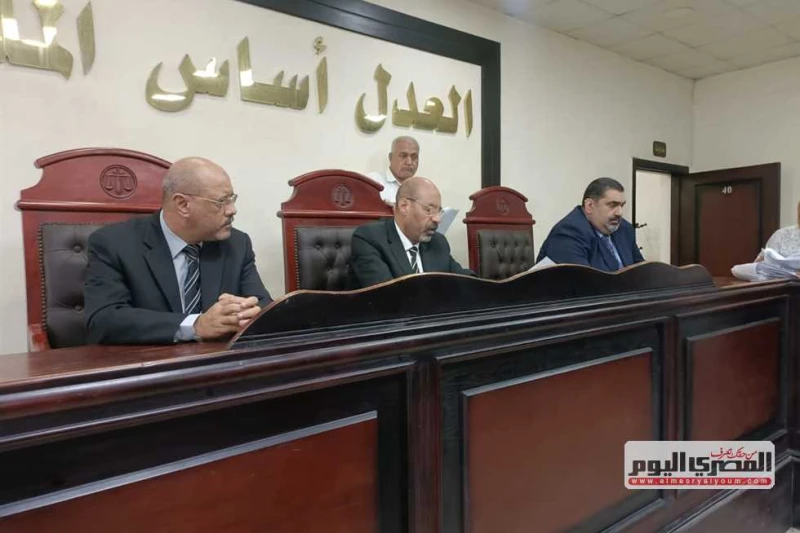 بسبب خلافات مالية.. الإعدام شنقا بحق قاتل صديقه في البحيرة قضت محكمة جنايات دمنهور الدائرة الثالثة عشر، اليوم الخميس، بالاعدام شنقا بحق متهم بقتل