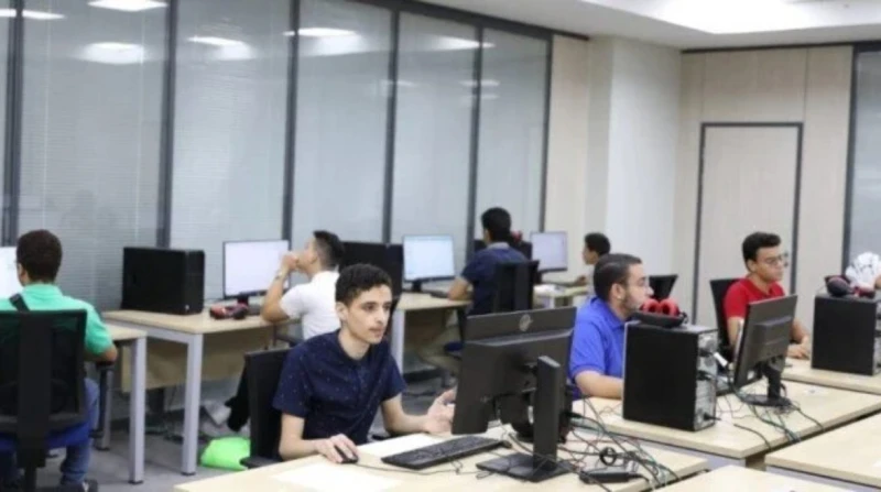 مرحلة تقليل الاغتراب 2024.. أماكن معامل التنسيق بالجامعات بعد بدء مرحلة تقليل الاغتراب يبحث طلاب الثانوية العامة، عن أماكن معامل التنسيق بالجامعات، وذلك للتسجيل في مرحلة تقليل الاغ